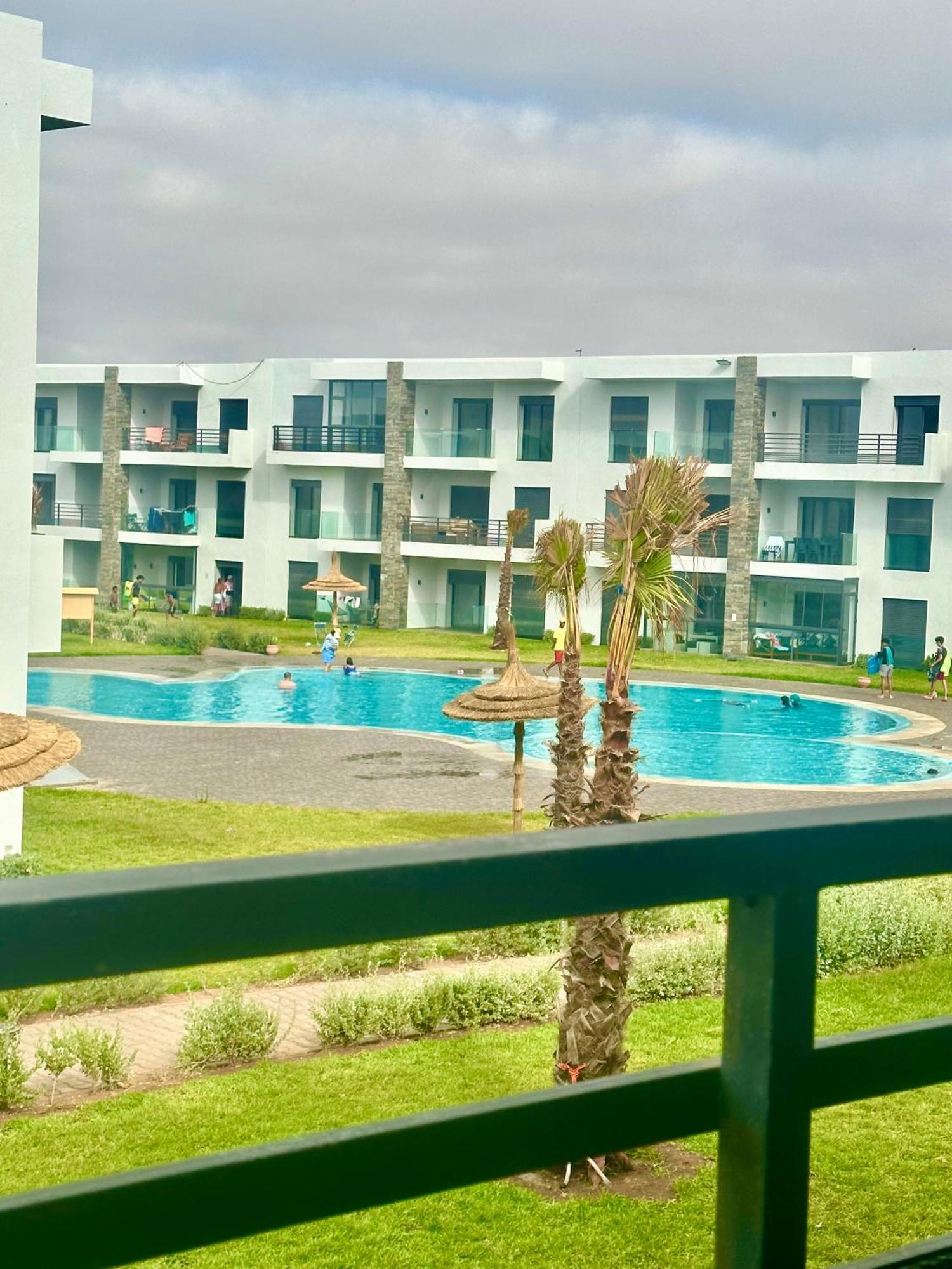 Appartement Cozy Avec Piscine Sidi Rahal  Exterior photo